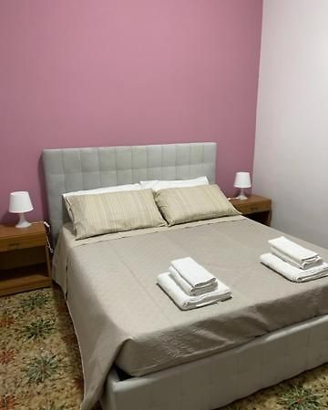 Dimora Nonna Ada Bed and Breakfast Aradeo Buitenkant foto
