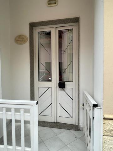 Dimora Nonna Ada Bed and Breakfast Aradeo Buitenkant foto