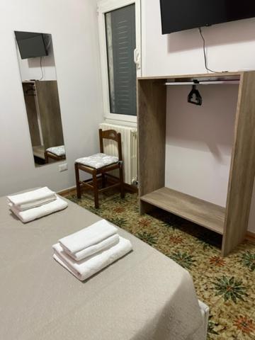 Dimora Nonna Ada Bed and Breakfast Aradeo Buitenkant foto