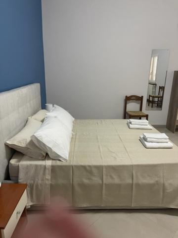 Dimora Nonna Ada Bed and Breakfast Aradeo Buitenkant foto