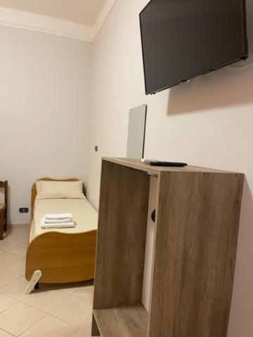 Dimora Nonna Ada Bed and Breakfast Aradeo Buitenkant foto
